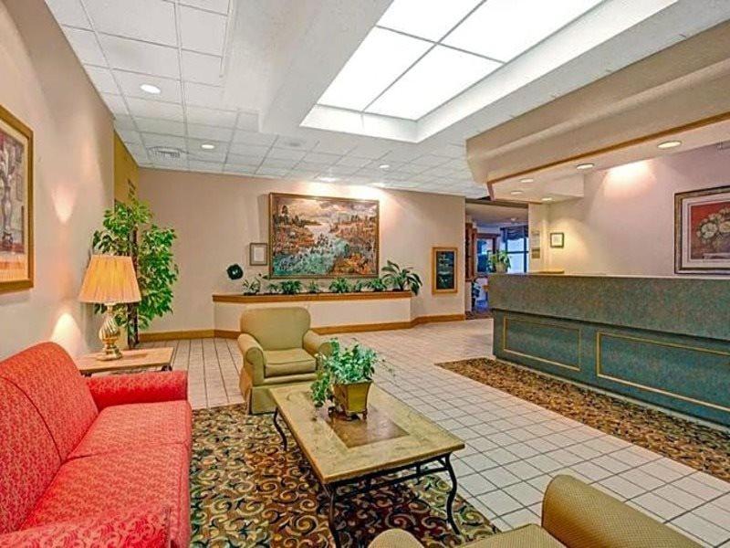 Days Inn Lake Norman Cornelius Ngoại thất bức ảnh