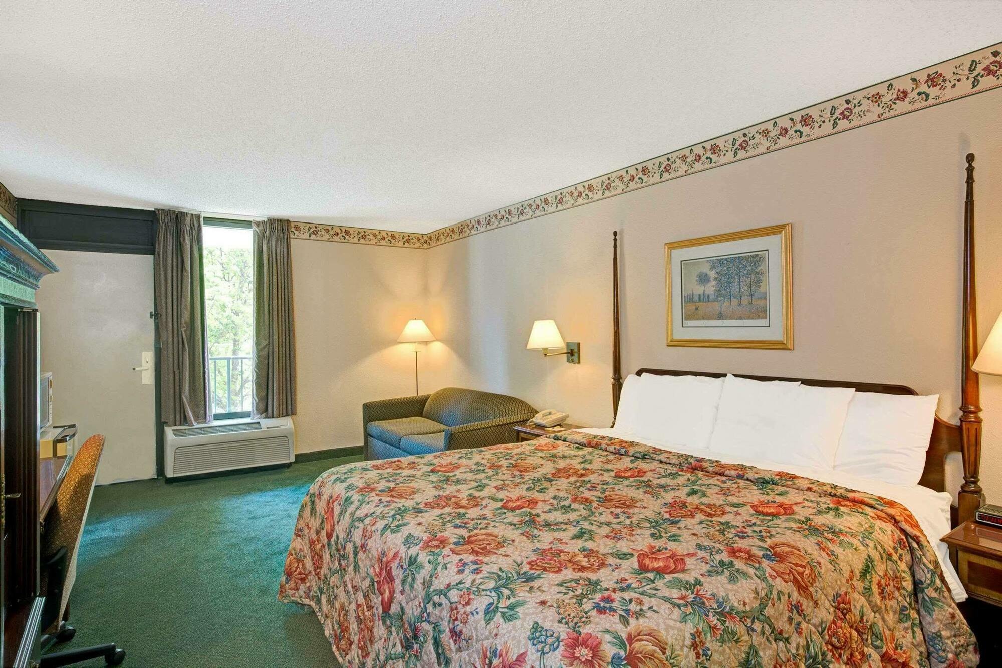 Days Inn Lake Norman Cornelius Ngoại thất bức ảnh